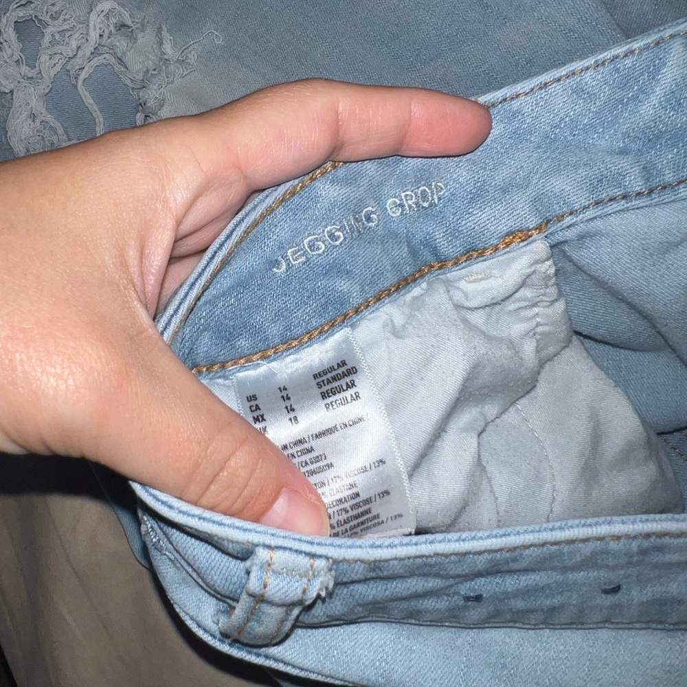 American Eagle Jeans - Picture 2 of 3